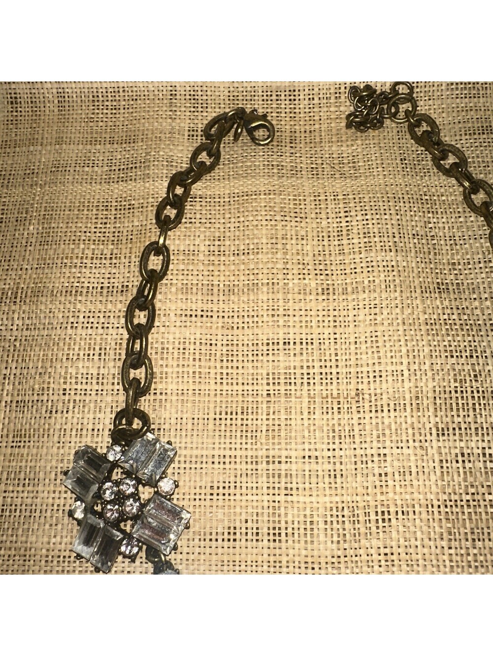 J.Crew Crystal Statement Necklace Flower Cluster Rhinestone Bib Gold Tone Y2K - Picture 5 of 7